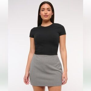 🆕 Abercrombie & Fitch The A&F Scarlett Curve Love Mini Skort Black Gingham - S
